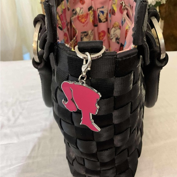 Harvey’s Date Night Satchel - Picture 2 of 5